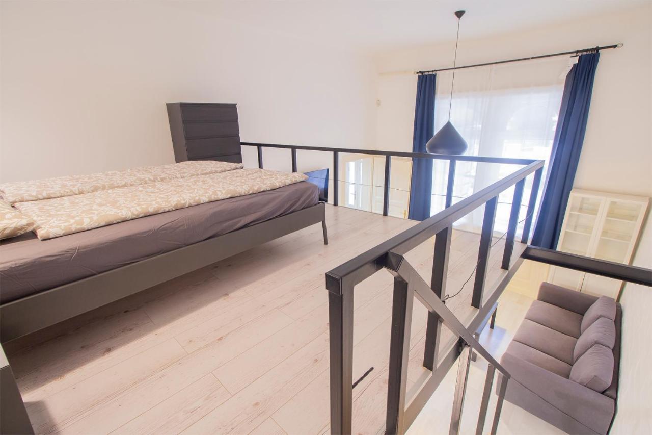 Industrial Double Loft Apartment Budapest Ngoại thất bức ảnh