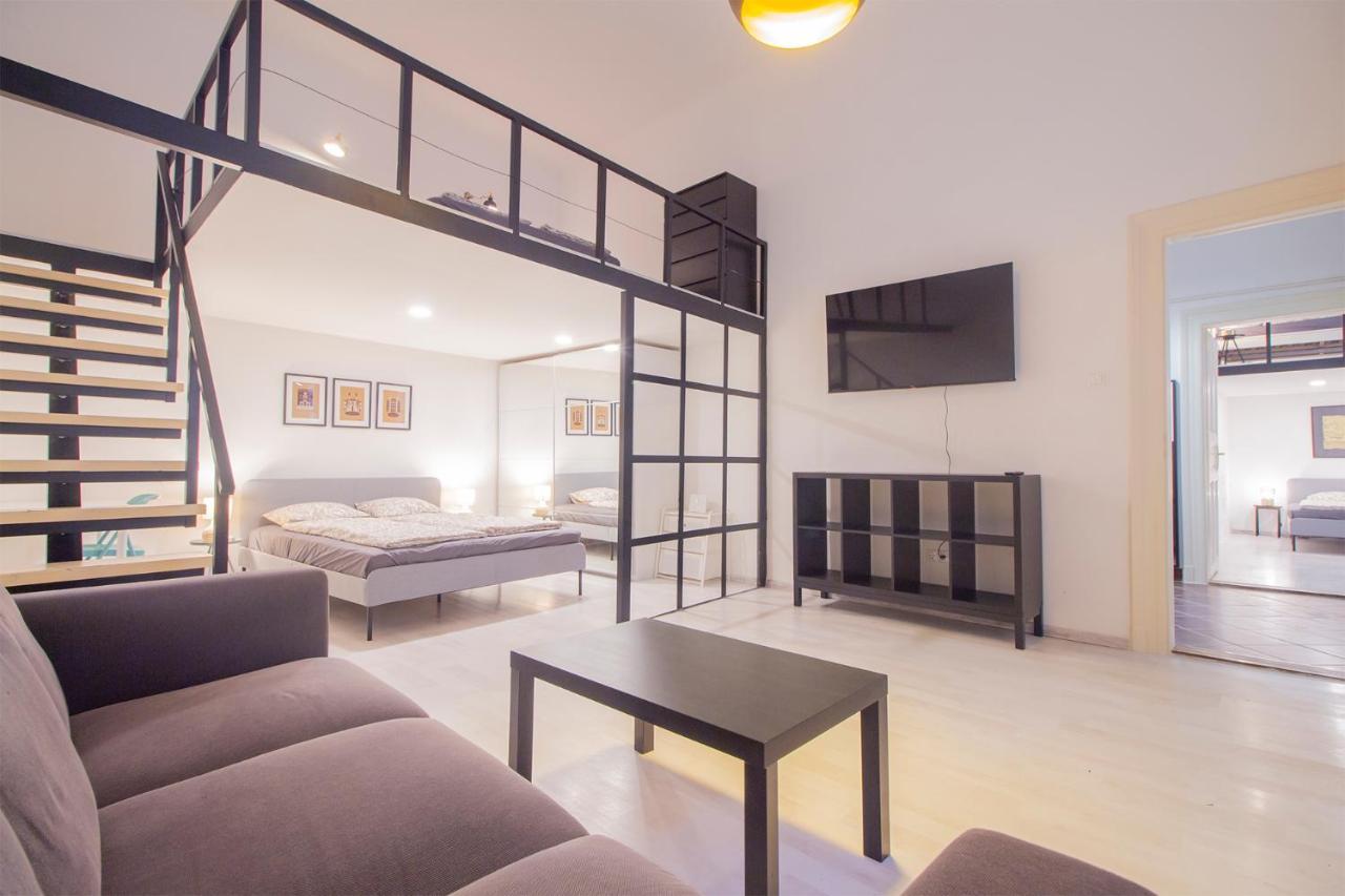 Industrial Double Loft Apartment Budapest Ngoại thất bức ảnh